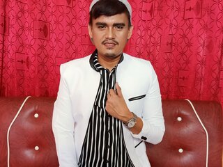 AlexanderJohn webcam