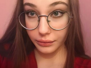 AveryShirley adult