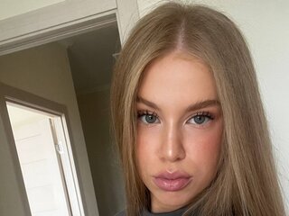 GinetteHartzheim livejasmin.com