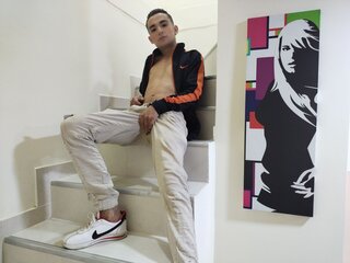 JulianLuxu private