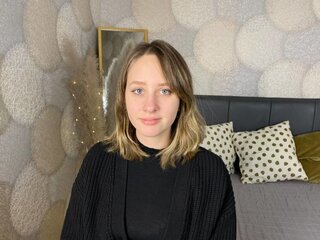 LikaCopper amateur