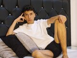 MaxLeons recorded