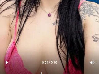 MelanieDaring online