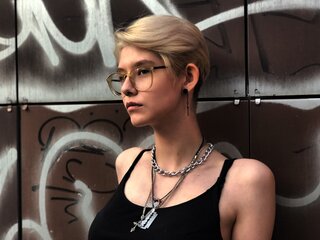 VictoriaFloki online