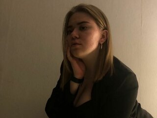 YeseniaAntre webcam